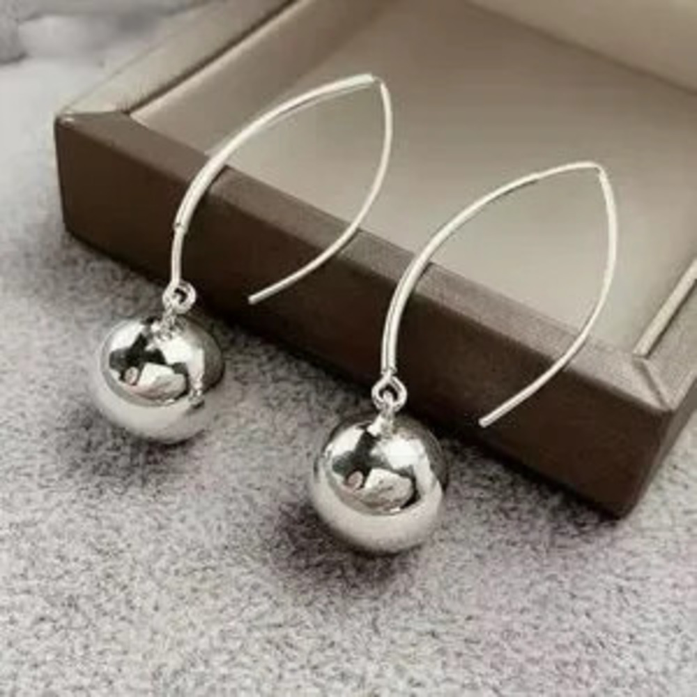 Silver plated Vintage Drop Ball Earrings